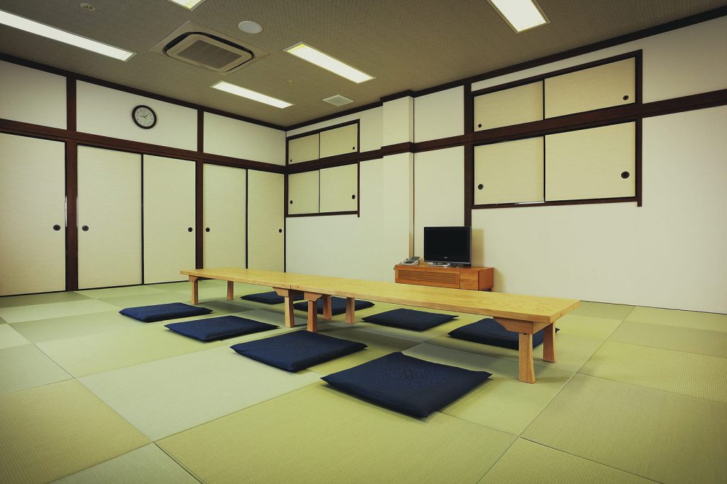 控室〈花の間〉