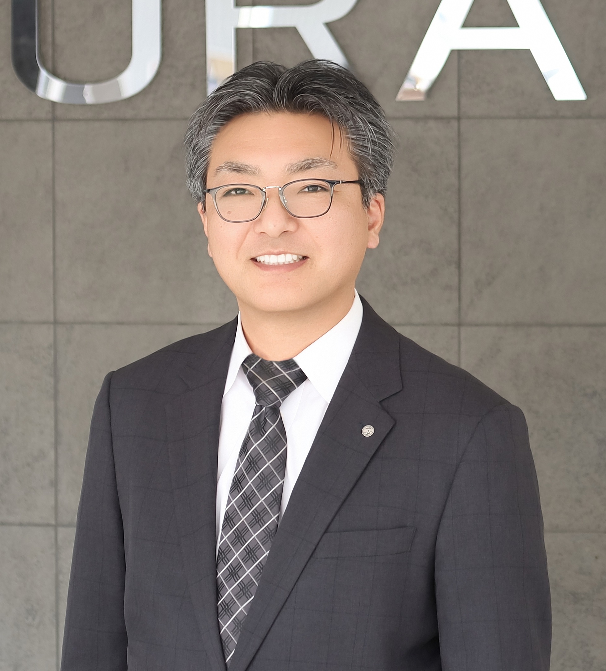 岡本　公一